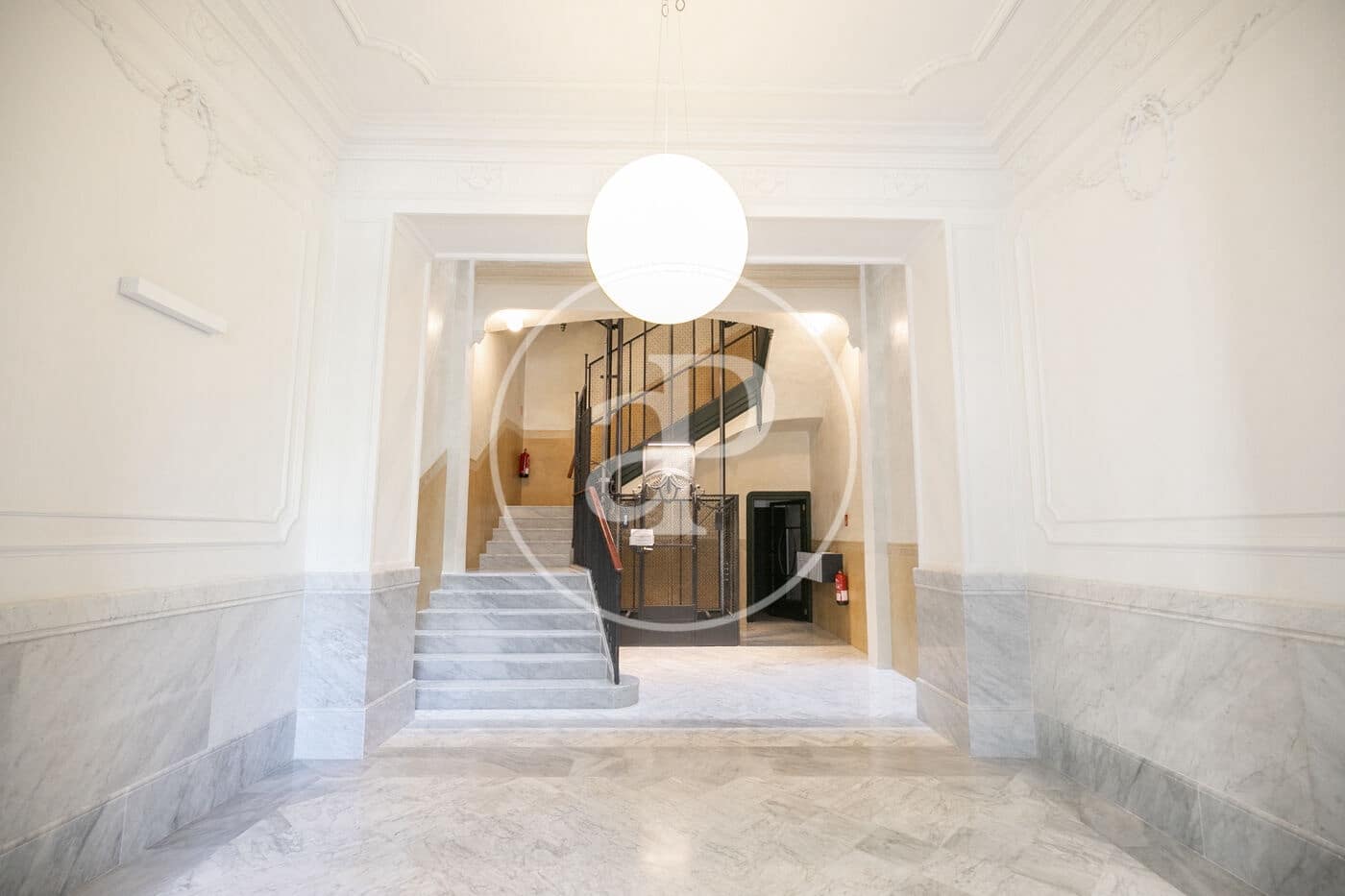 2 soveværelse Lejlighed til leje i Barcelona by - € 2.600 (Ref: 9191305)