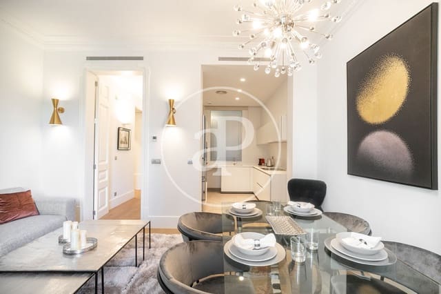 2 quarto Apartamento para arrendar em L'Antiga Esquerra de L'Eixample, Barcelona cidade - 2 600 € (Ref: 9191305)