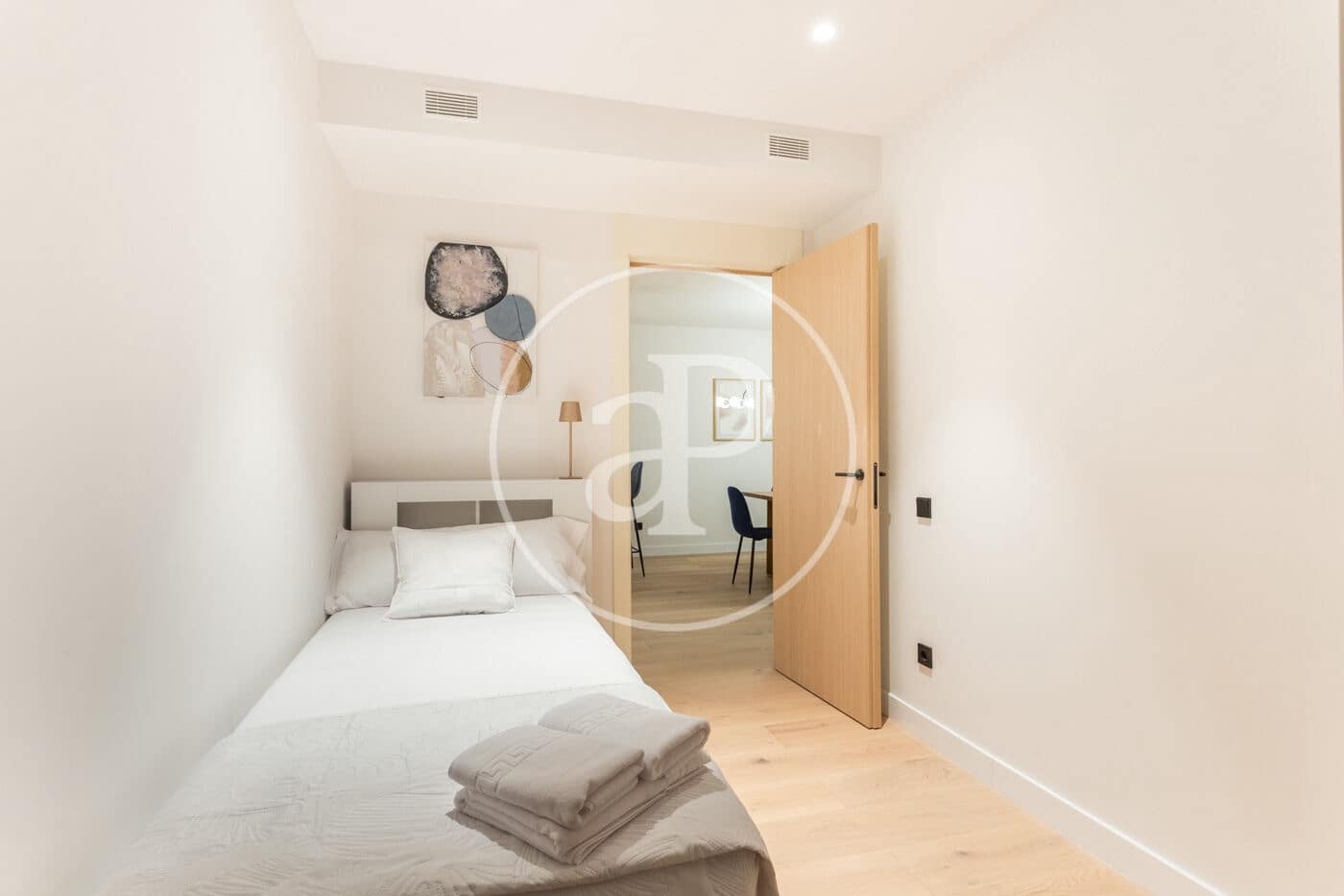 3 bedroom Apartment for rent in Barcelona city - € 2,500 (Ref: 9191308)