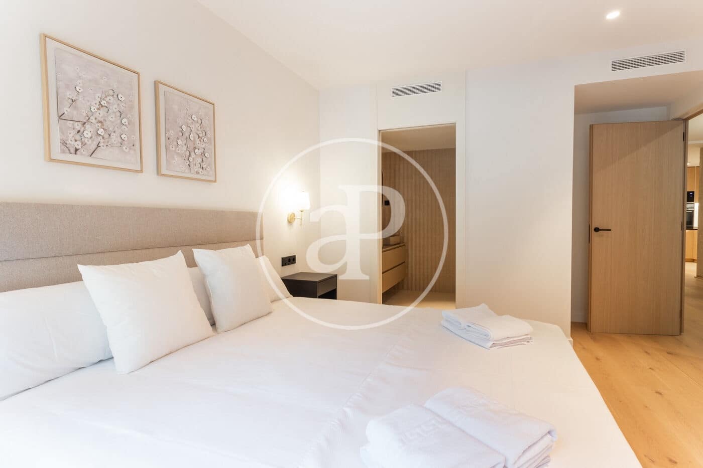 3 bedroom Apartment for rent in Barcelona city - € 2,500 (Ref: 9191308)