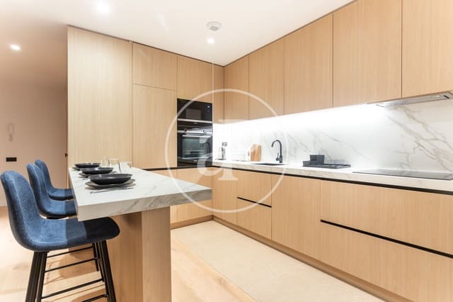 3 bedroom Apartment for rent in El Camp de L'Arpa del Clot, Barcelona city - € 2,500 (Ref: 9191308)