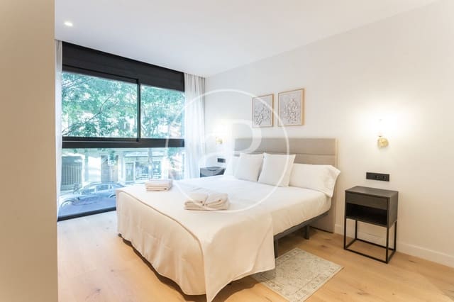 3 bedroom Apartment for rent in El Camp de L'Arpa del Clot, Barcelona city - € 2,500 (Ref: 9191308)