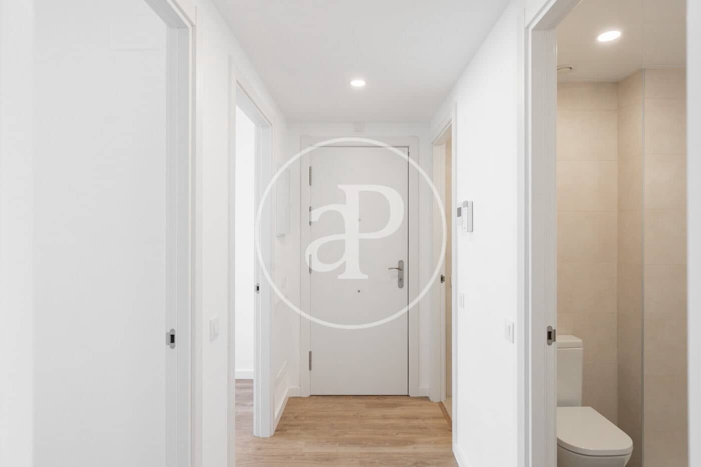 Lejlighed til salg i L'Hospitalet de Llobregat - € 387.000 (Ref: 9191309)