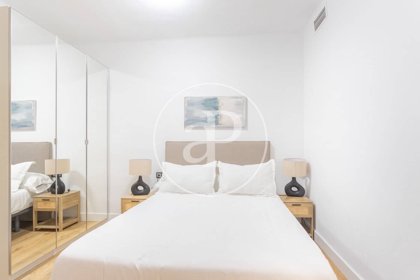 2 slaapkamer Appartement te huur in Barcelona stad - € 2.100 (Ref: 9192561)