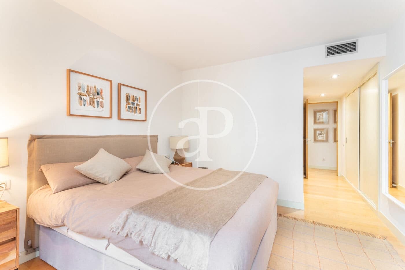2 bedroom Apartment for rent in Barcelona city - € 2,700 (Ref: 9192562)