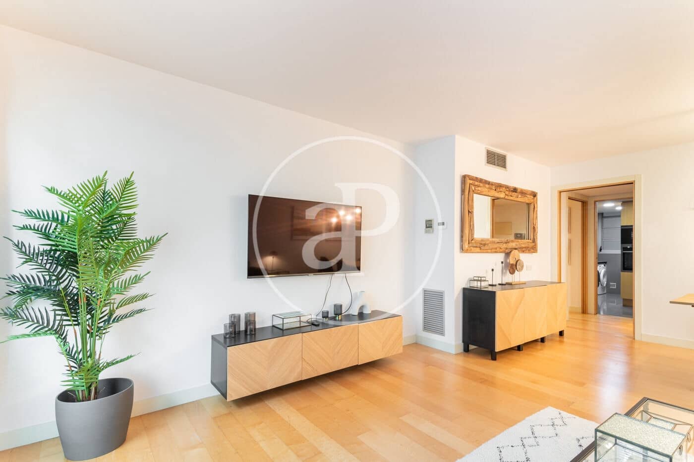 2 bedroom Apartment for rent in Barcelona city - € 2,700 (Ref: 9192562)