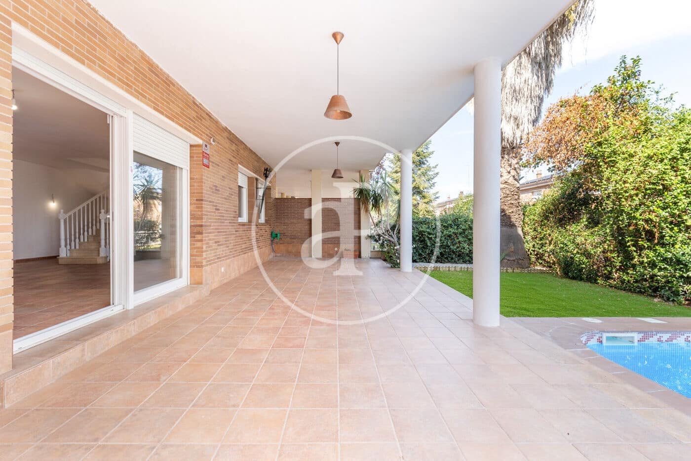 4 sypialnia Willa na sprzedaż w Sant Quirze del Valles z basenem - 825 000 € (Ref: 9192563)