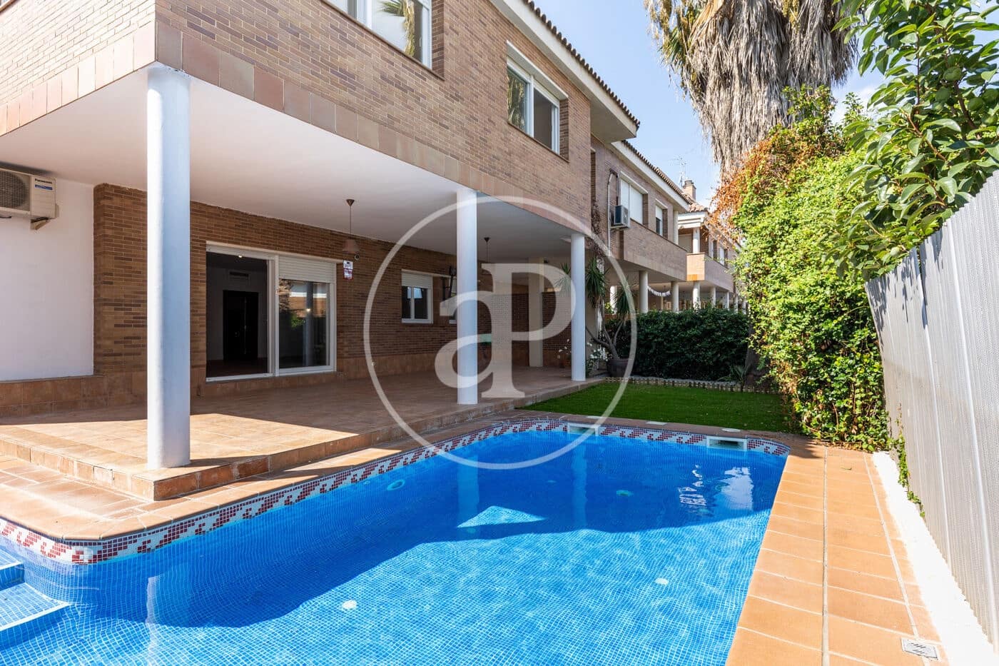 4 sypialnia Willa na sprzedaż w Sant Quirze del Valles z basenem - 825 000 € (Ref: 9192563)