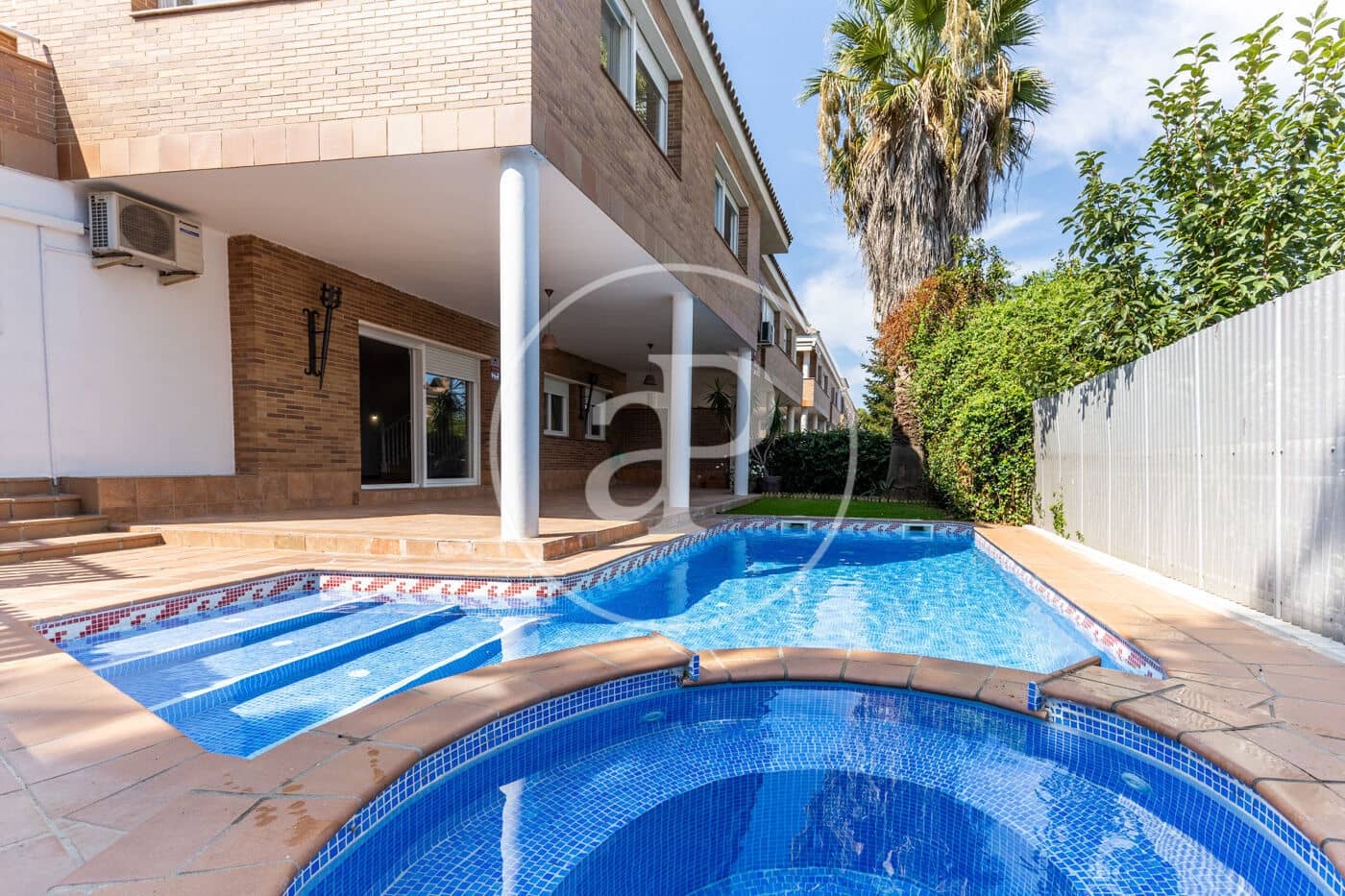 4 sypialnia Willa na sprzedaż w Sant Quirze del Valles z basenem - 825 000 € (Ref: 9192563)