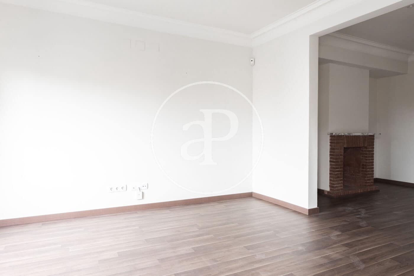 4 soveværelse Lejlighed til leje i Barcelona by - € 3.500 (Ref: 9192565)