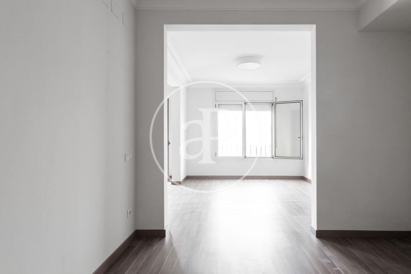 4 soveværelse Lejlighed til leje i Barcelona by - € 3.500 (Ref: 9192565)