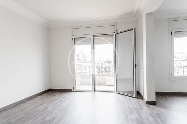 4 bedroom Apartment for rent in L'Antiga Esquerra de L'Eixample, Barcelona city - € 3,500 (Ref: 9192565)