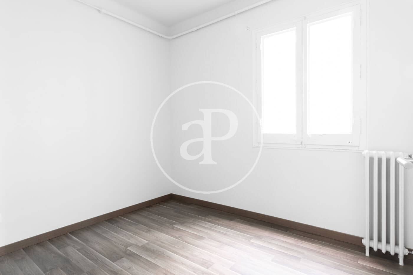 4 soveværelse Lejlighed til leje i Barcelona by - € 3.500 (Ref: 9192565)