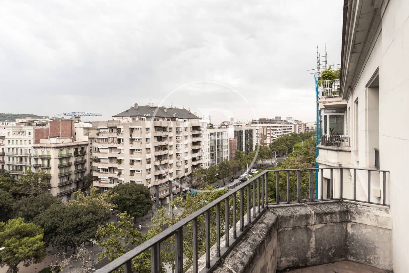 4 soveværelse Lejlighed til leje i Barcelona by - € 3.500 (Ref: 9192565)