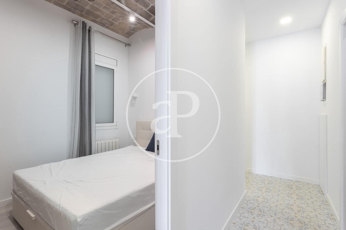 3 soveværelse Lejlighed til leje i Barcelona by - € 2.200 (Ref: 9192566)