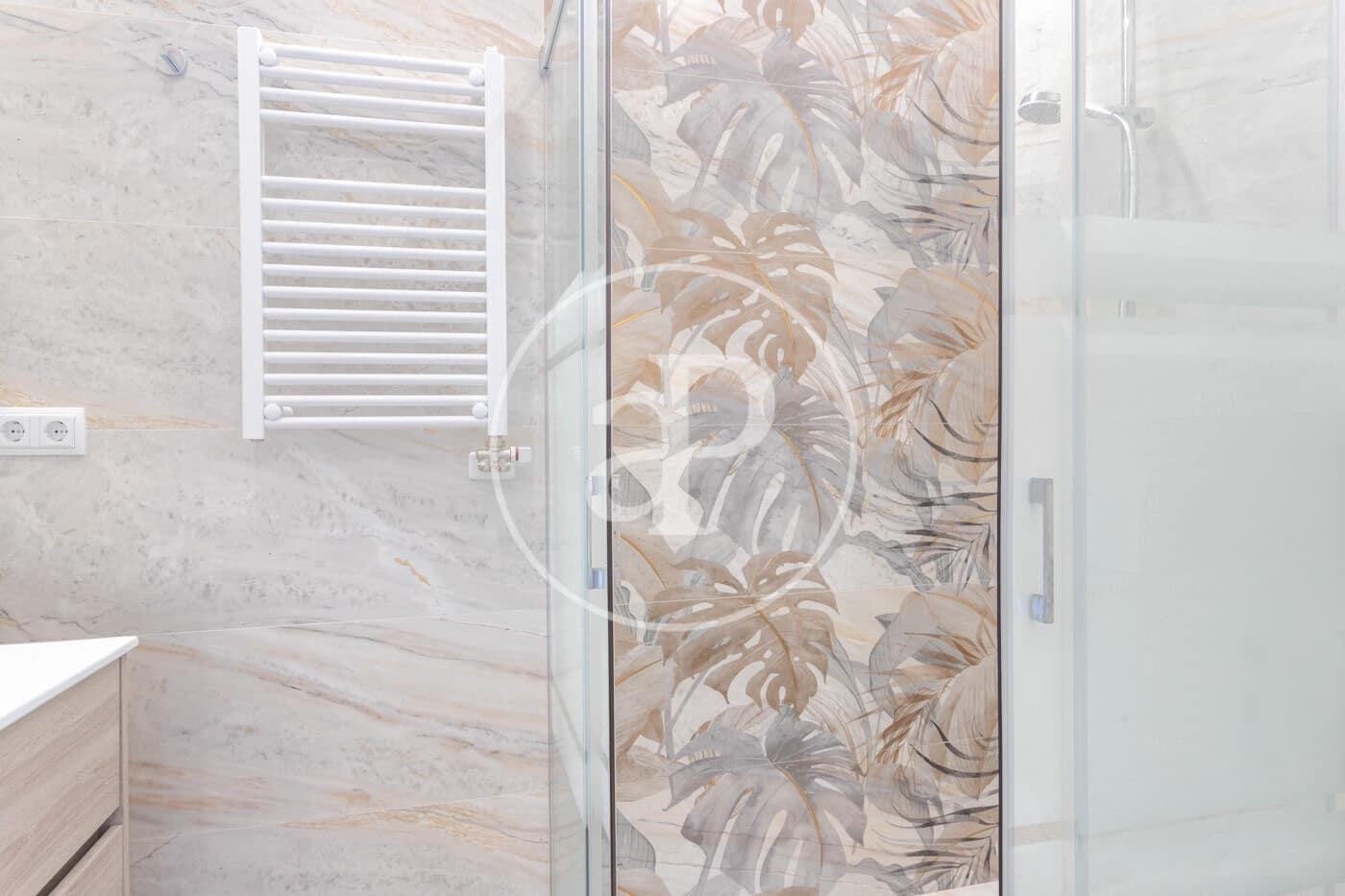 3 soveværelse Lejlighed til leje i Barcelona by - € 2.200 (Ref: 9192566)