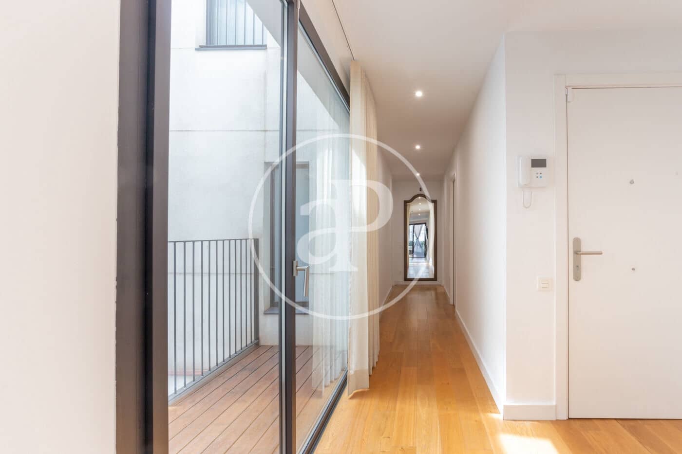 3 sovrum Lägenhet att hyra i Barcelona stad - 3 200 € (Ref: 9194001)