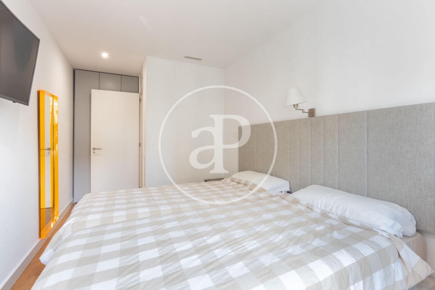 3 sovrum Lägenhet att hyra i Barcelona stad - 3 200 € (Ref: 9194001)