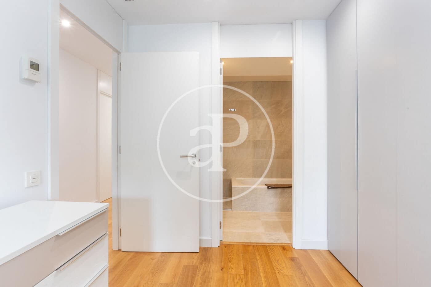 3 sovrum Lägenhet att hyra i Barcelona stad - 3 200 € (Ref: 9194001)