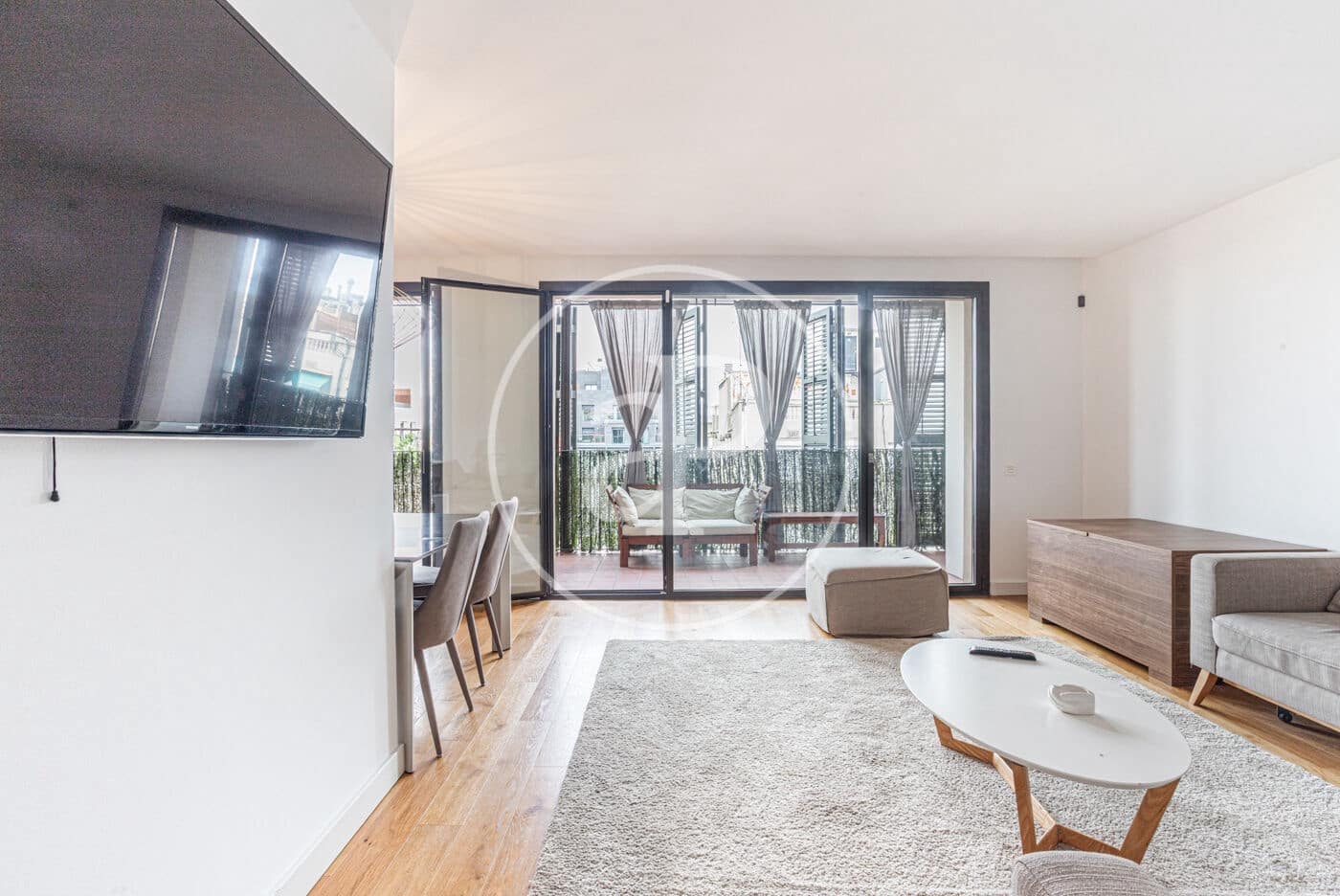3 sovrum Lägenhet att hyra i Barcelona stad - 3 200 € (Ref: 9194001)