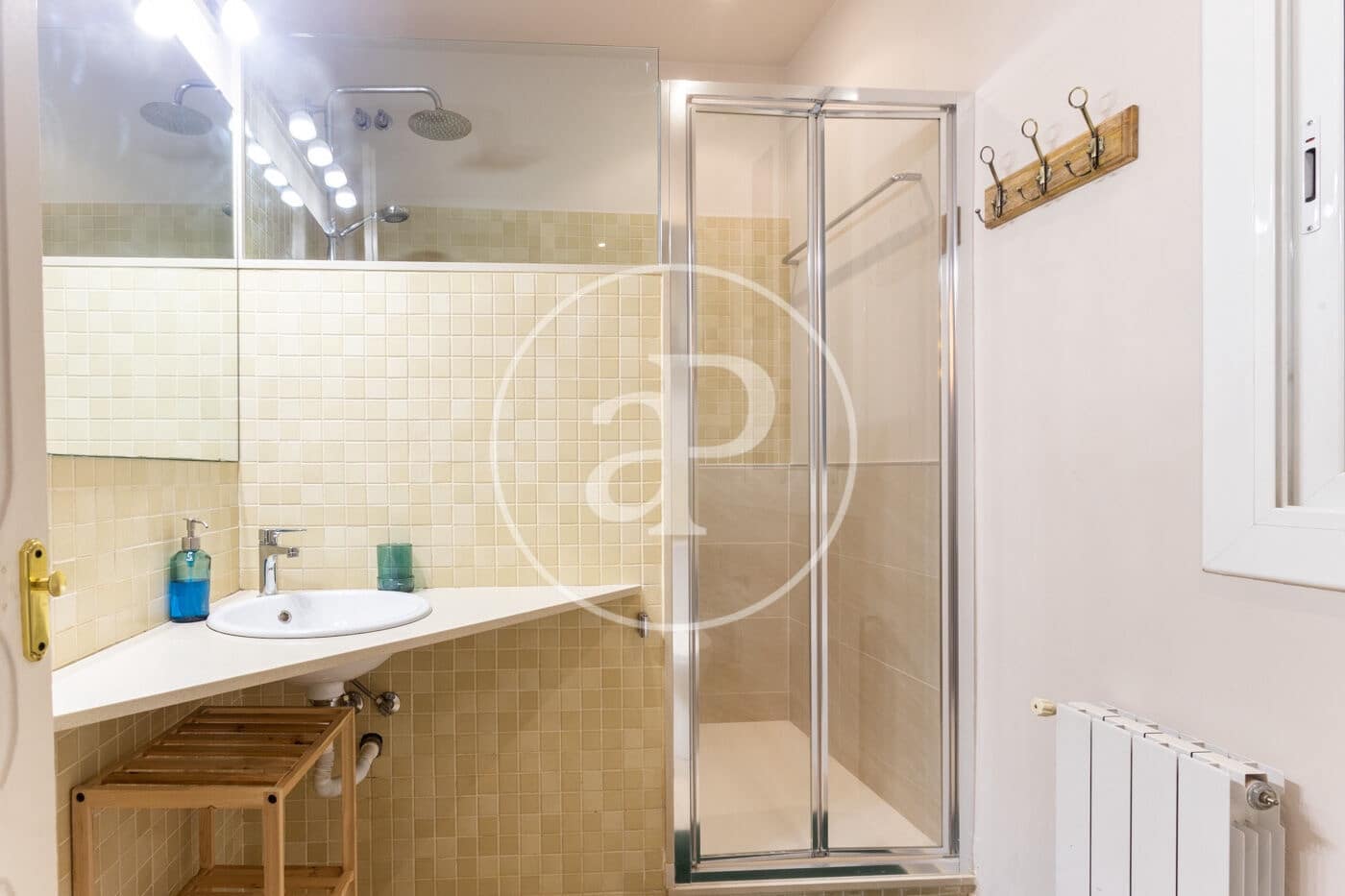 2 soveværelse Lejlighed til leje i Barcelona by - € 2.200 (Ref: 9197952)