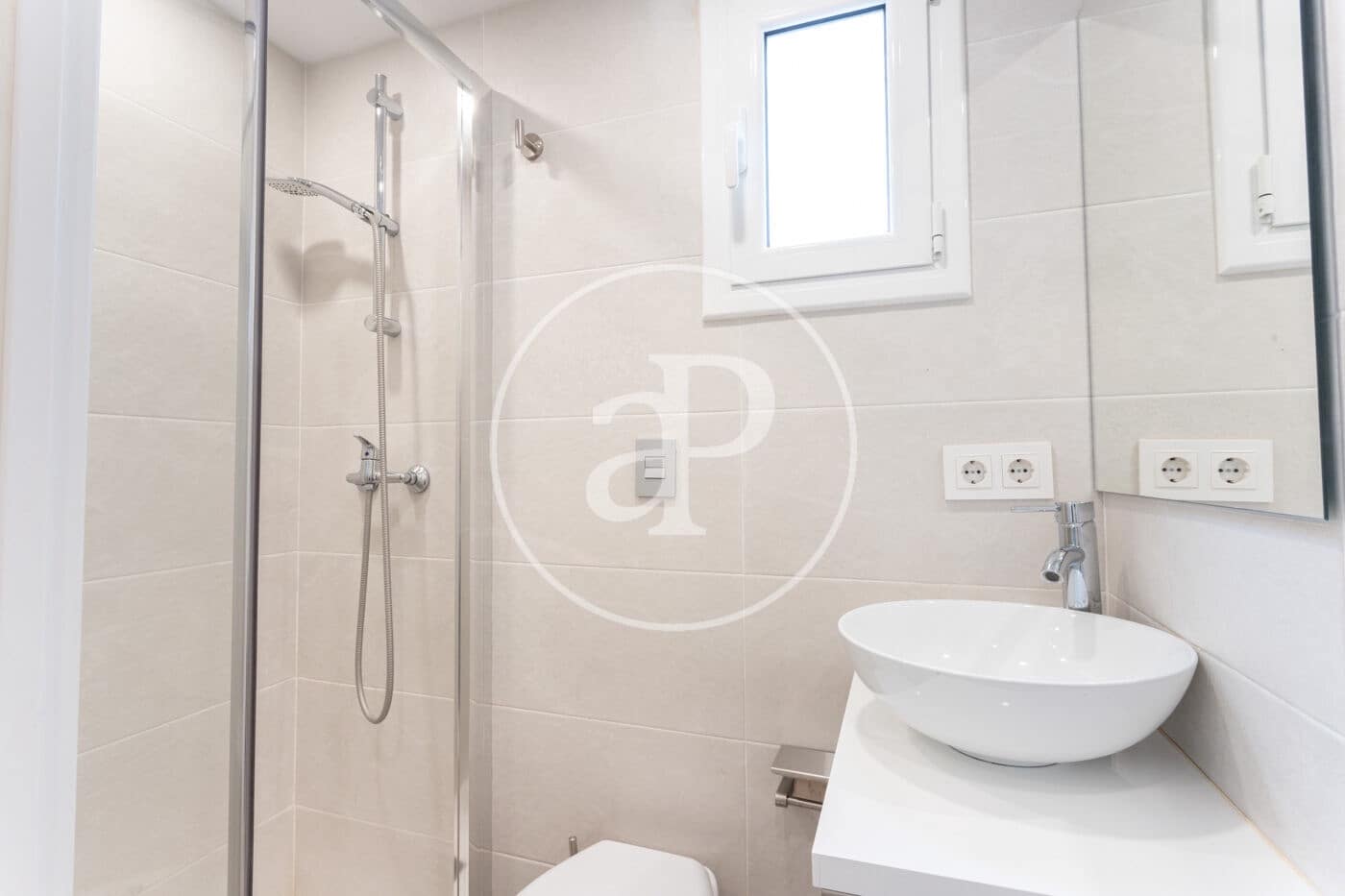 2 sovrum Lägenhet att hyra i Barcelona stad - 2 400 € (Ref: 9197953)