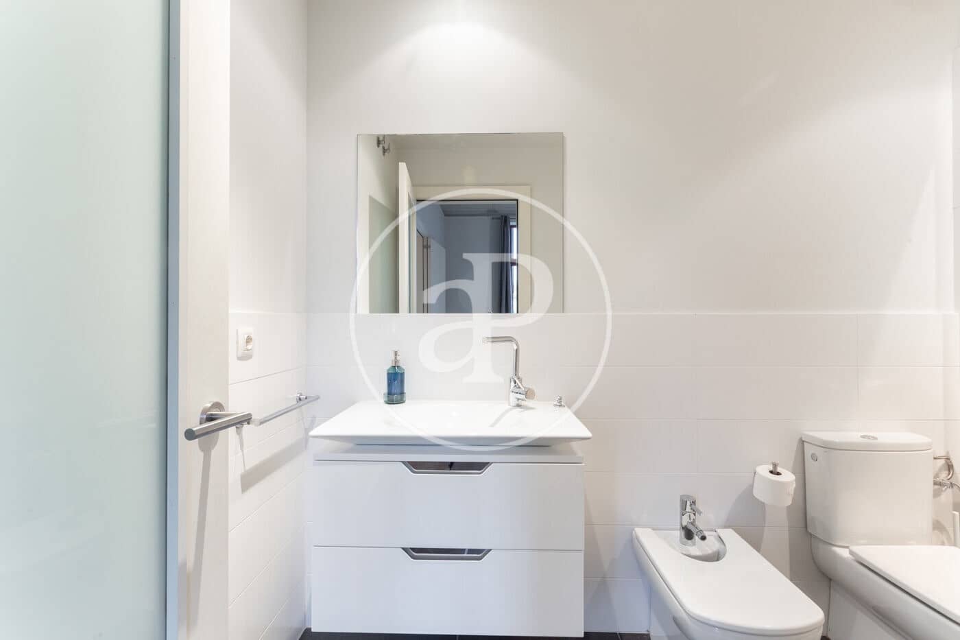 Appartement de 2 chambres à louer à Barcelone ville - 2 550 € (Ref: 9202615)
