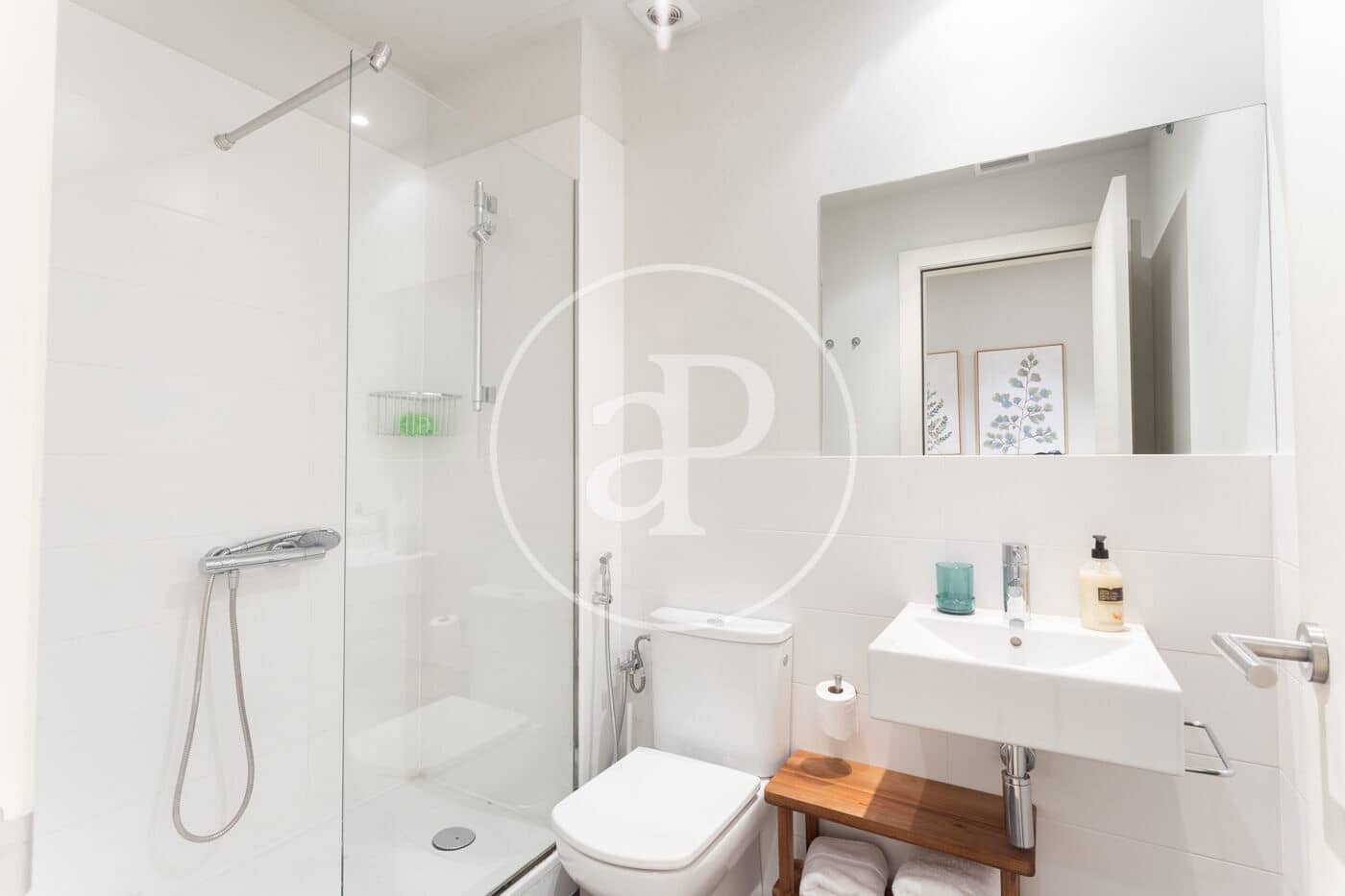 Appartement de 2 chambres à louer à Barcelone ville - 2 550 € (Ref: 9202615)