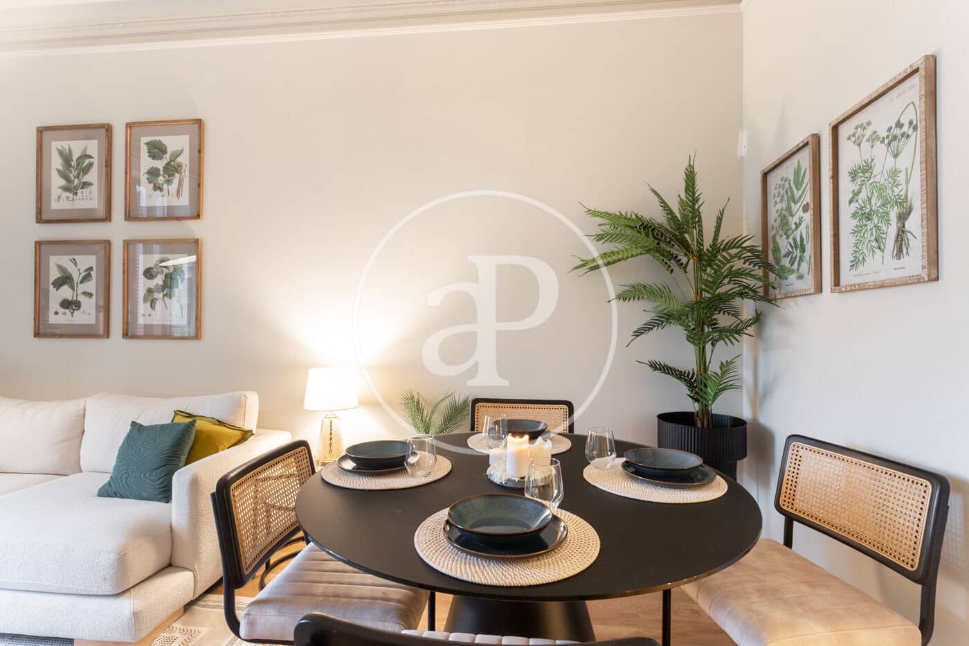 Appartement de 2 chambres à louer à Barcelone ville - 2 550 € (Ref: 9202615)