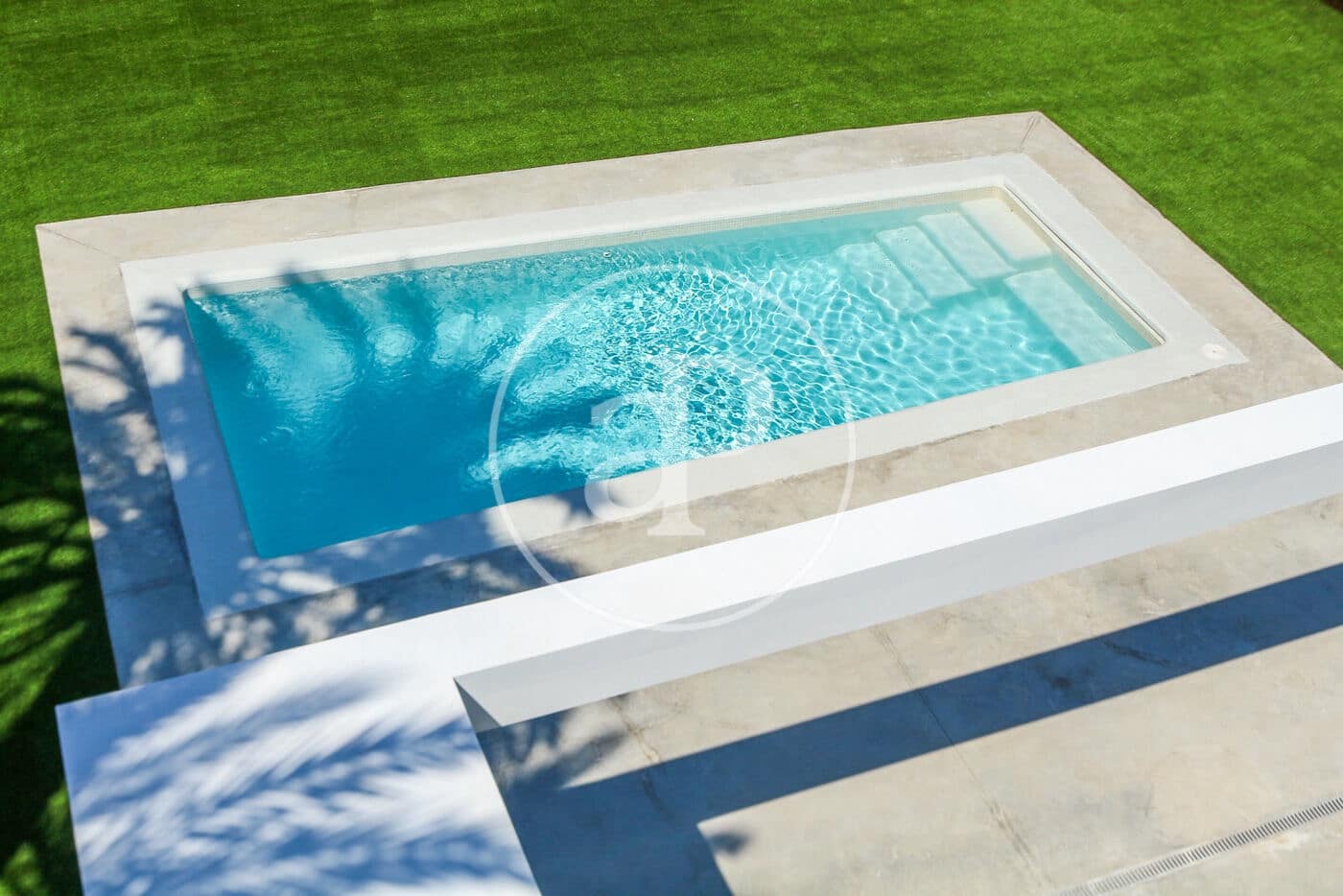 5 soveværelse Villa til leje i Gava med swimmingpool - € 10.400 (Ref: 9202634)