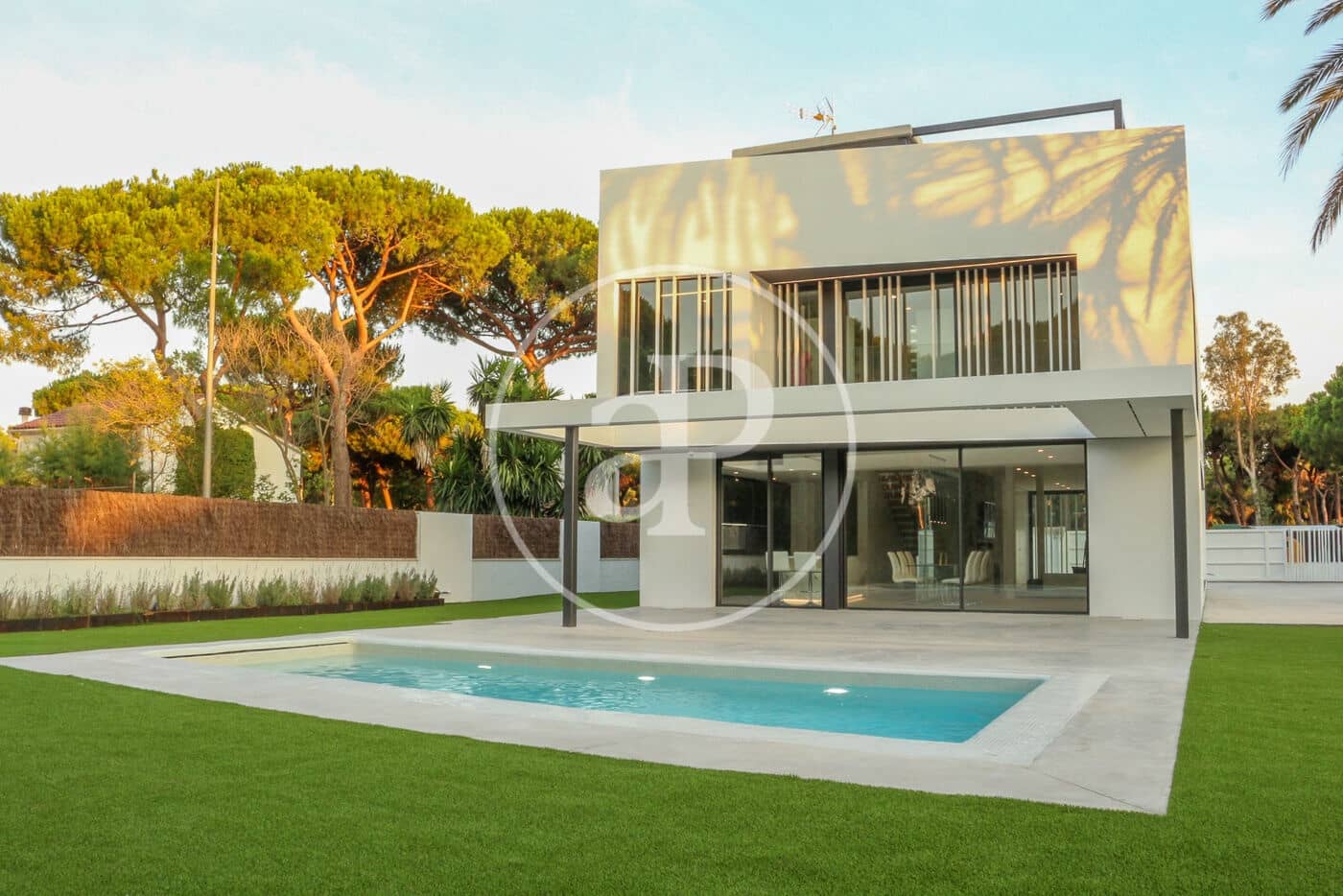 5 soveværelse Villa til leje i Gava med swimmingpool - € 10.400 (Ref: 9202634)