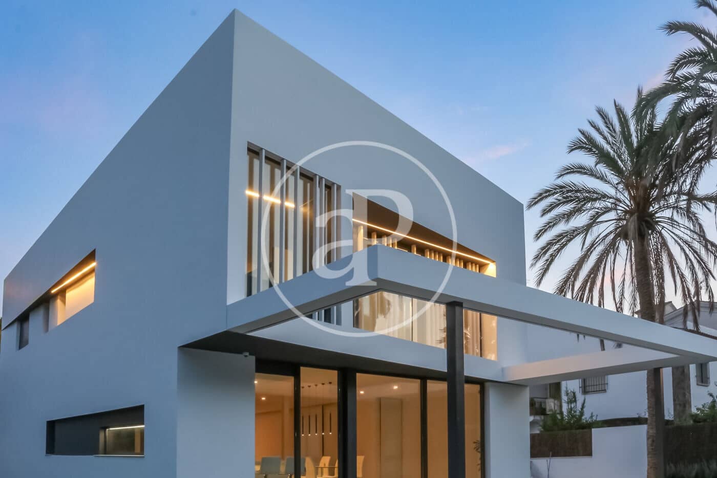 5 soveværelse Villa til leje i Gava med swimmingpool - € 10.400 (Ref: 9202634)