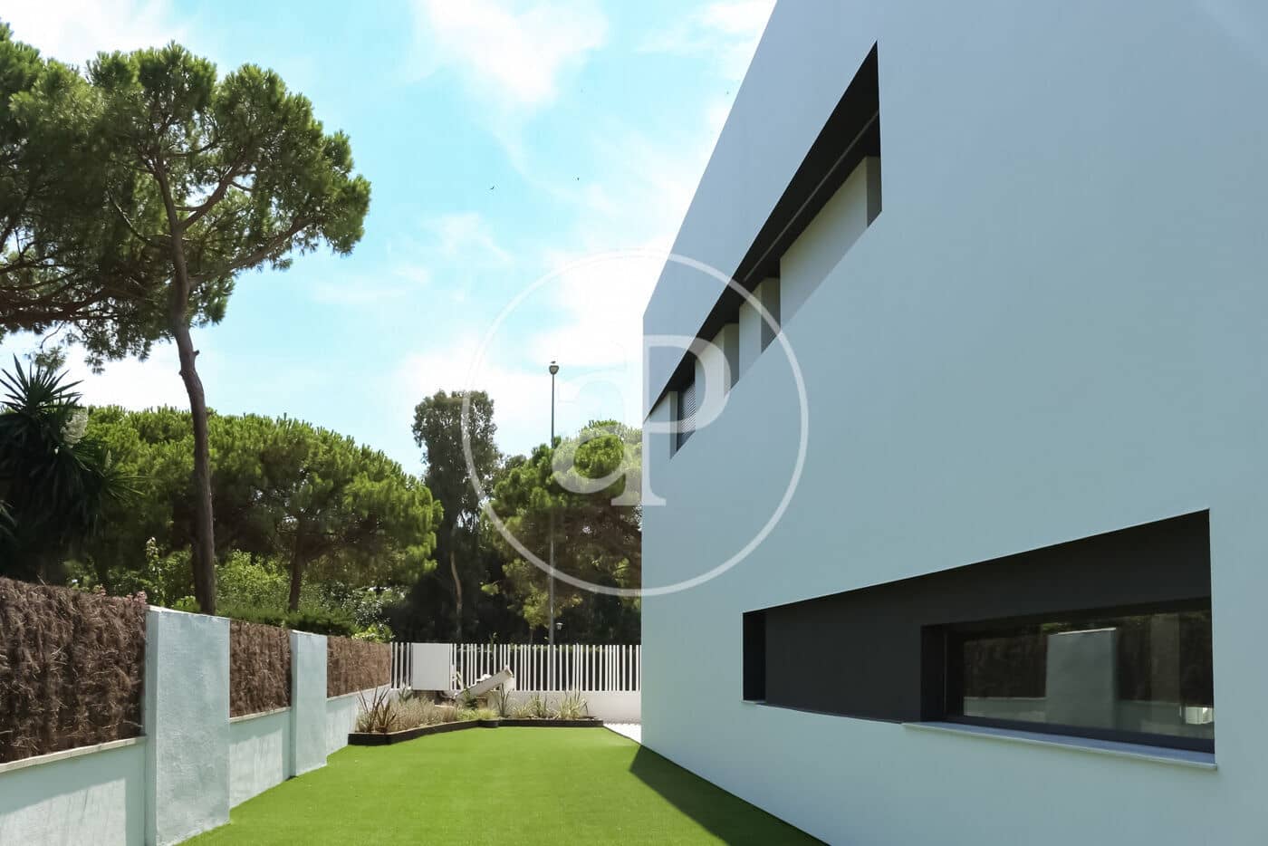 5 soveværelse Villa til leje i Gava med swimmingpool - € 10.400 (Ref: 9202634)