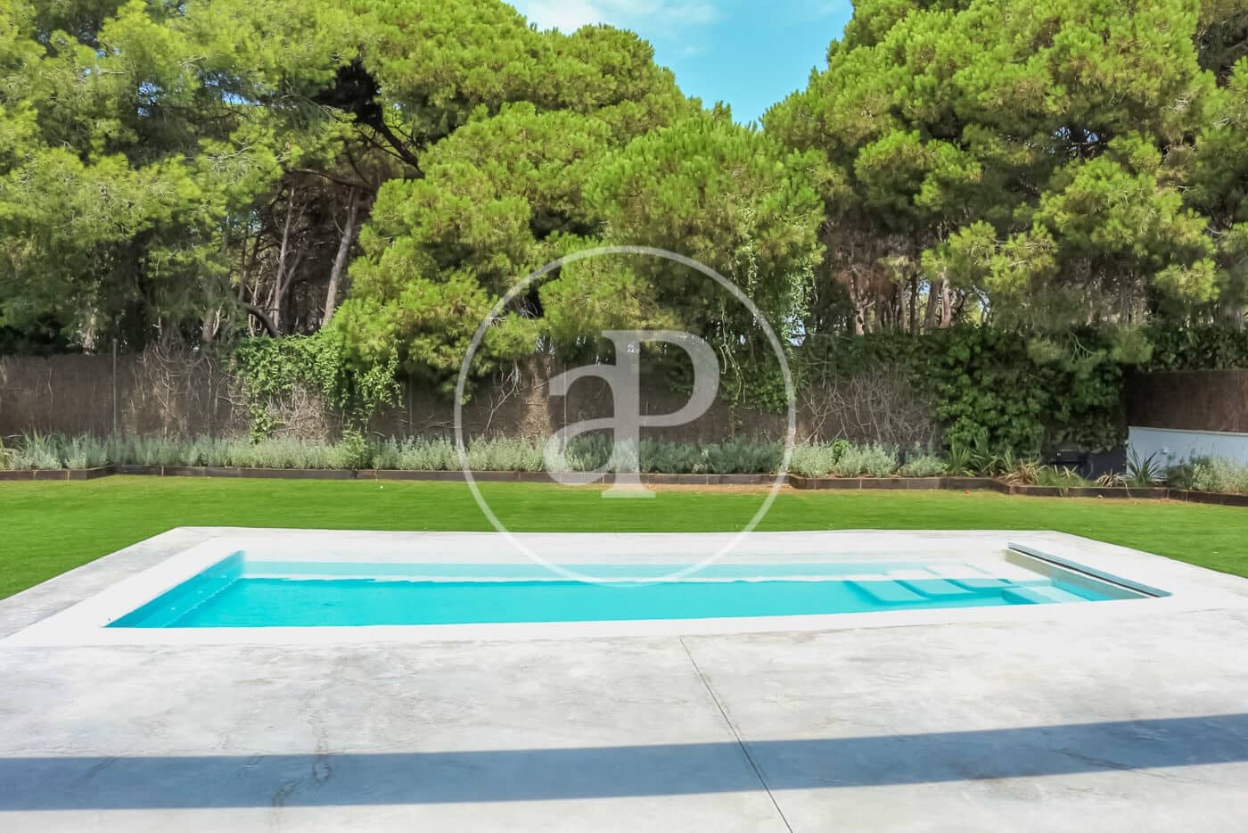 5 soveværelse Villa til leje i Gava med swimmingpool - € 10.400 (Ref: 9202634)