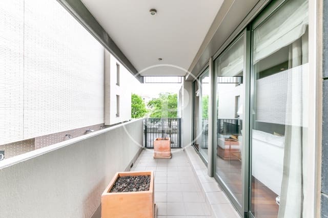 4 quarto Apartamento para arrendar em L'Hospitalet de Llobregat - 2 920 € (Ref: 9202635)