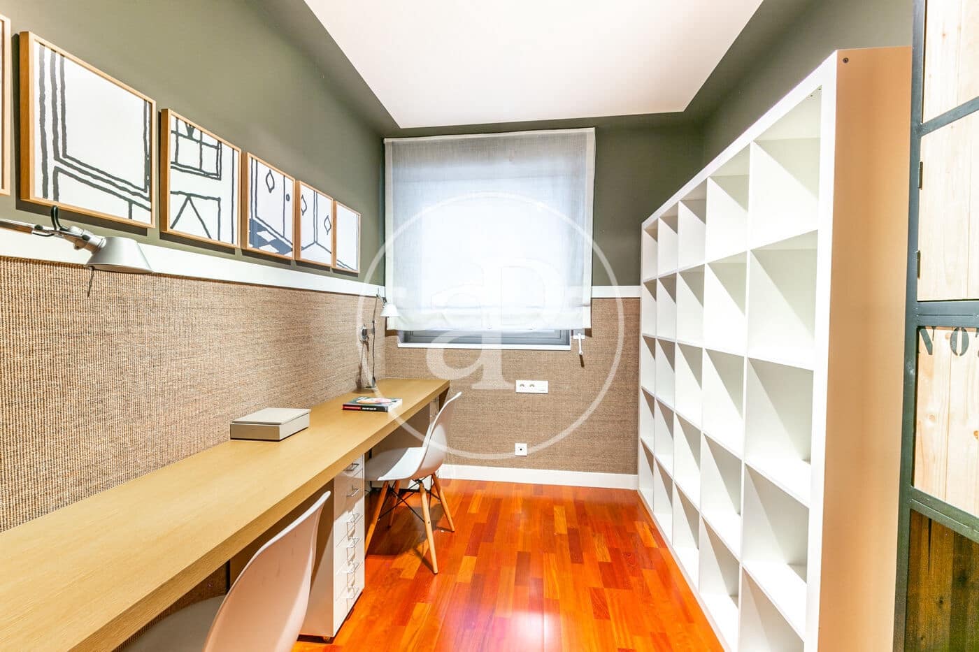 4 sovrum Lägenhet att hyra i L'Hospitalet de Llobregat - 2 920 € (Ref: 9202635)