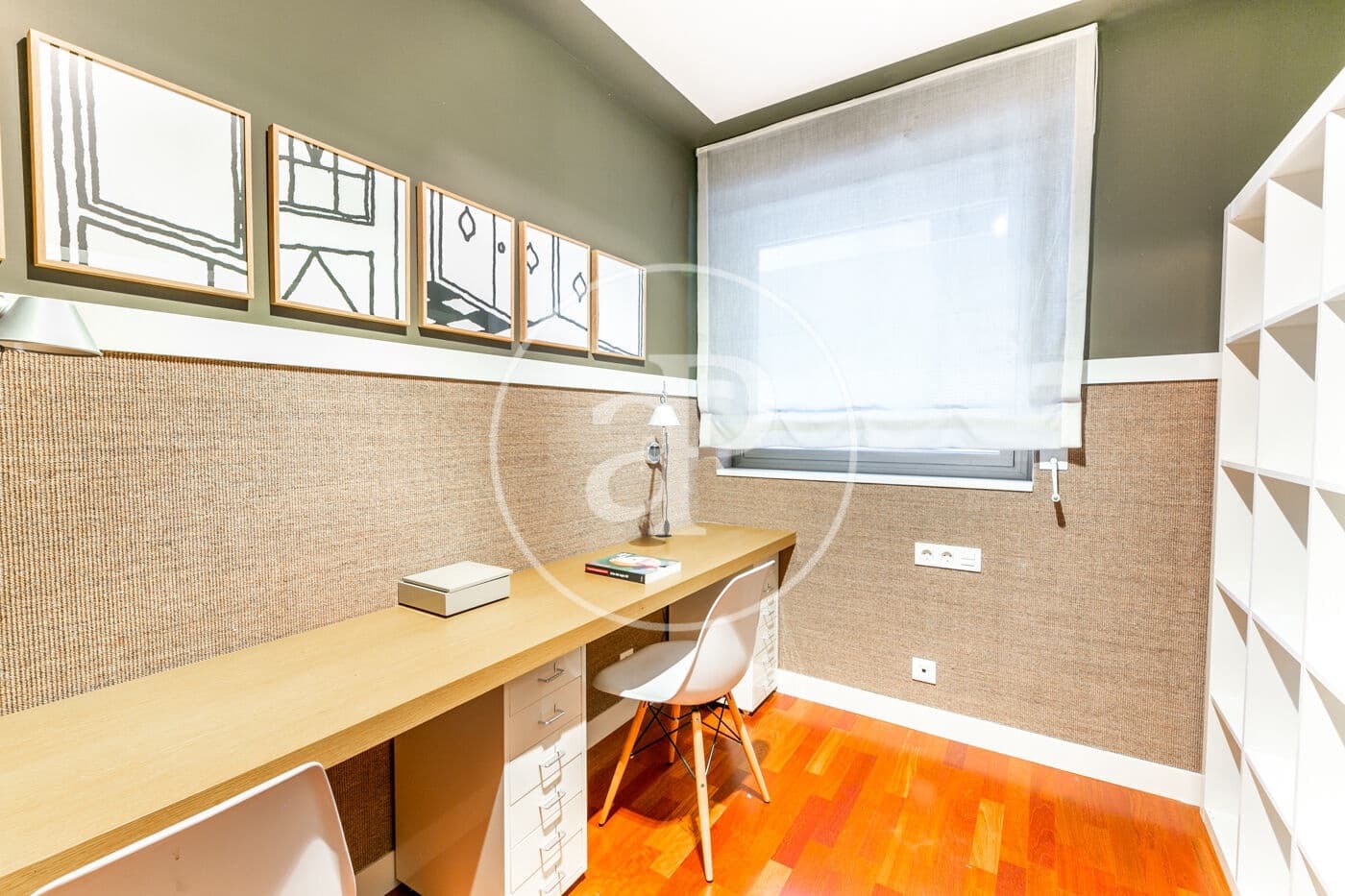 4 sovrum Lägenhet att hyra i L'Hospitalet de Llobregat - 2 920 € (Ref: 9202635)