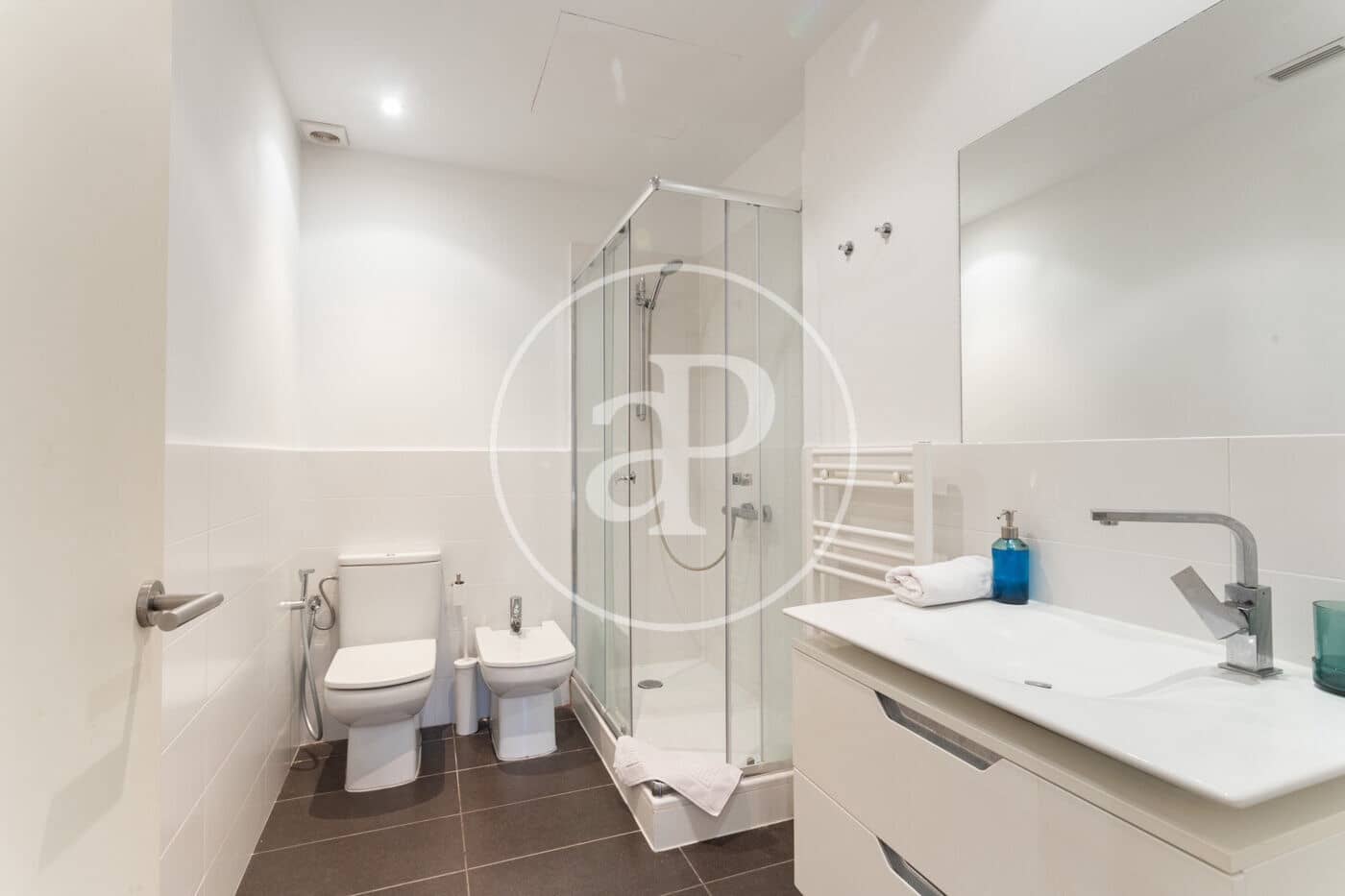 2 sypialnia Apartament do wynajęcia w Miasto Barcelona - 2 550 € (Ref: 9206776)