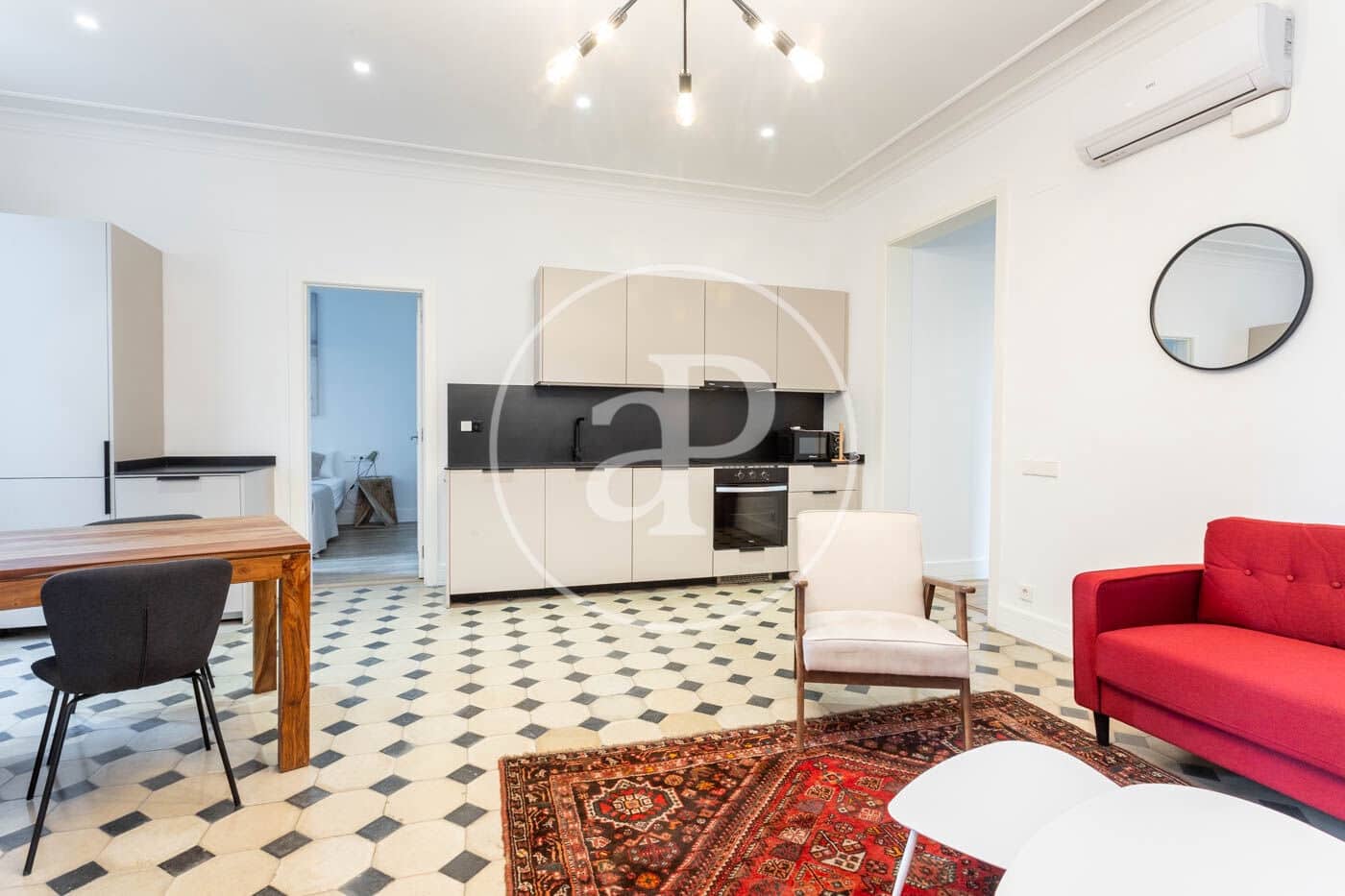 2 soveværelse Lejlighed til leje i Barcelona by - € 2.000 (Ref: 9206778)