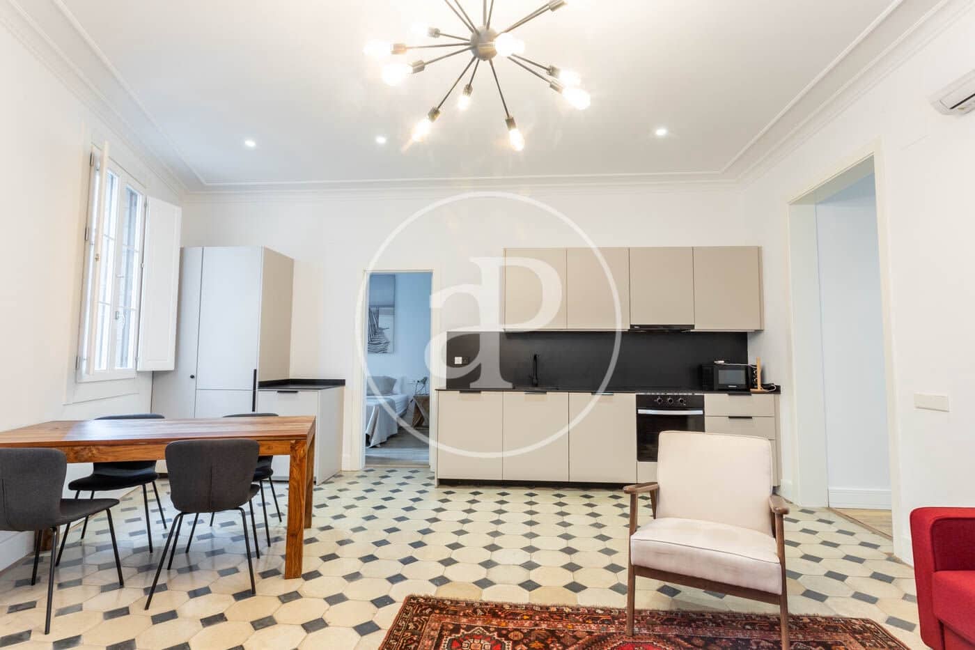 2 soveværelse Lejlighed til leje i Barcelona by - € 2.000 (Ref: 9206778)