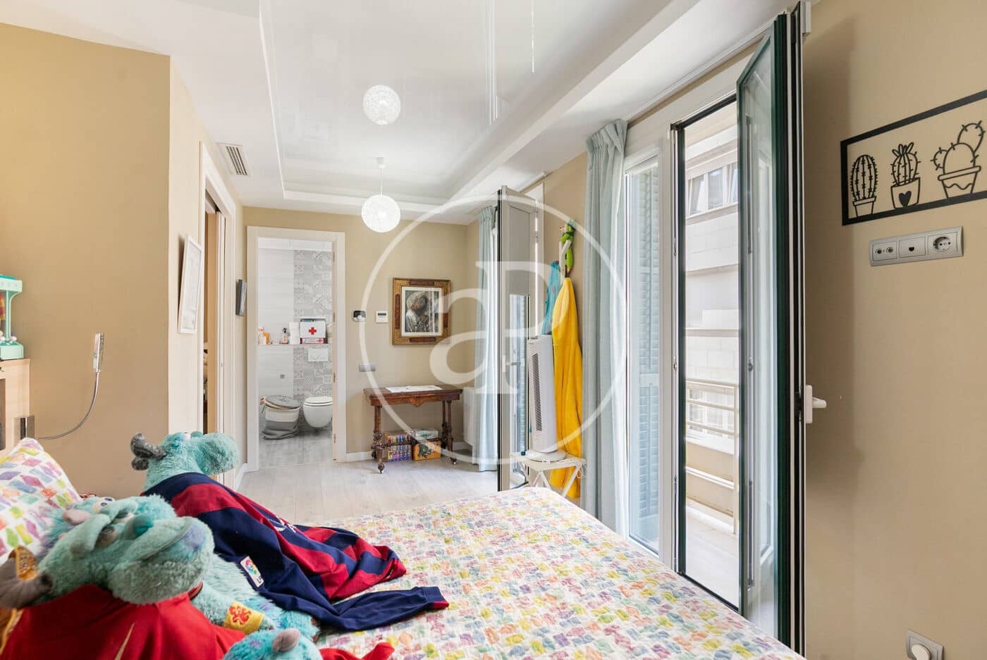 3 makuuhuone Huoneisto myytävänä paikassa Barcelona kaupunki - 795 000 € (Ref: 9215384)