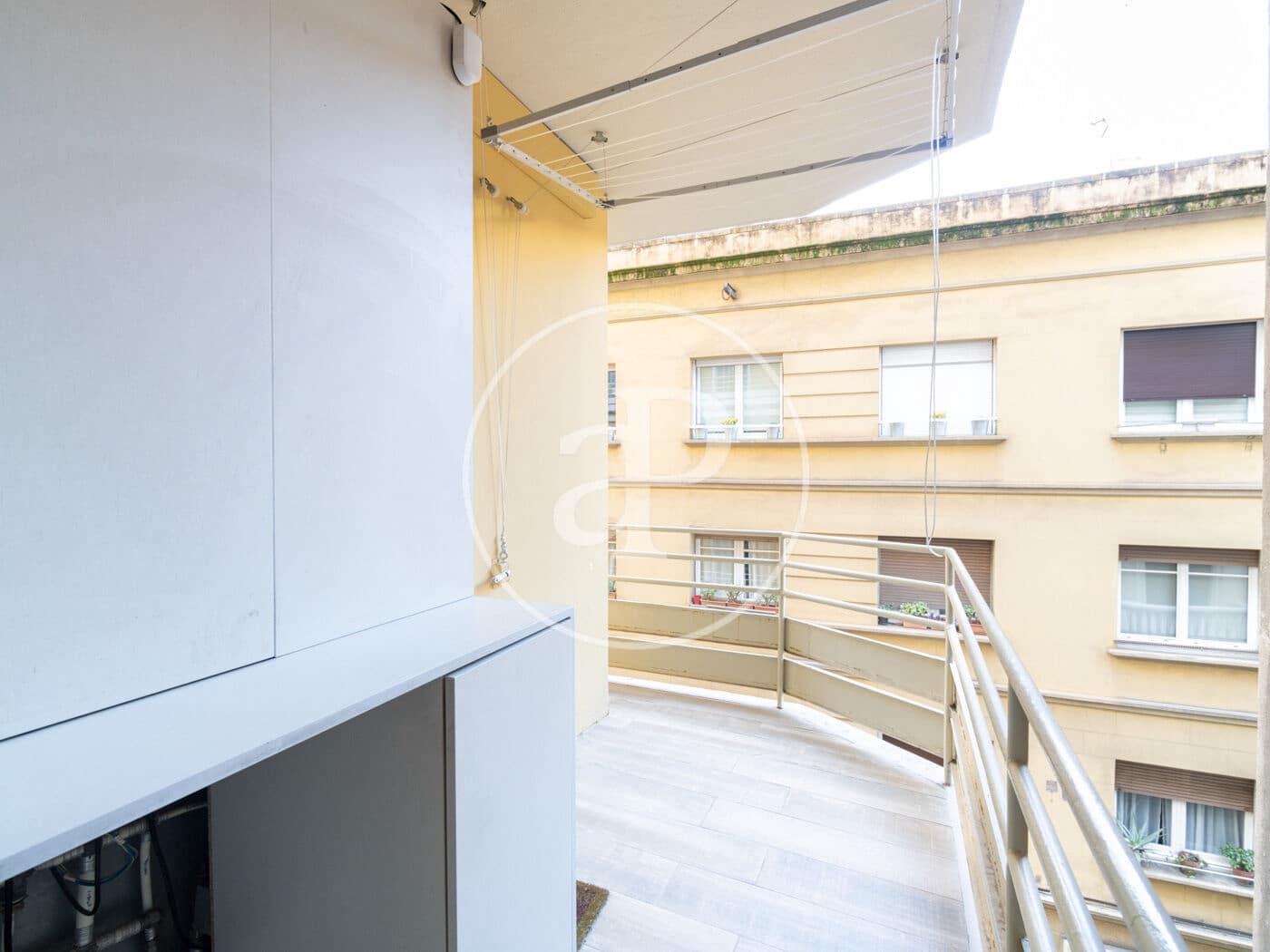 3 bedroom Apartment for sale in Barcelona city - € 795,000 (Ref: 9215384)