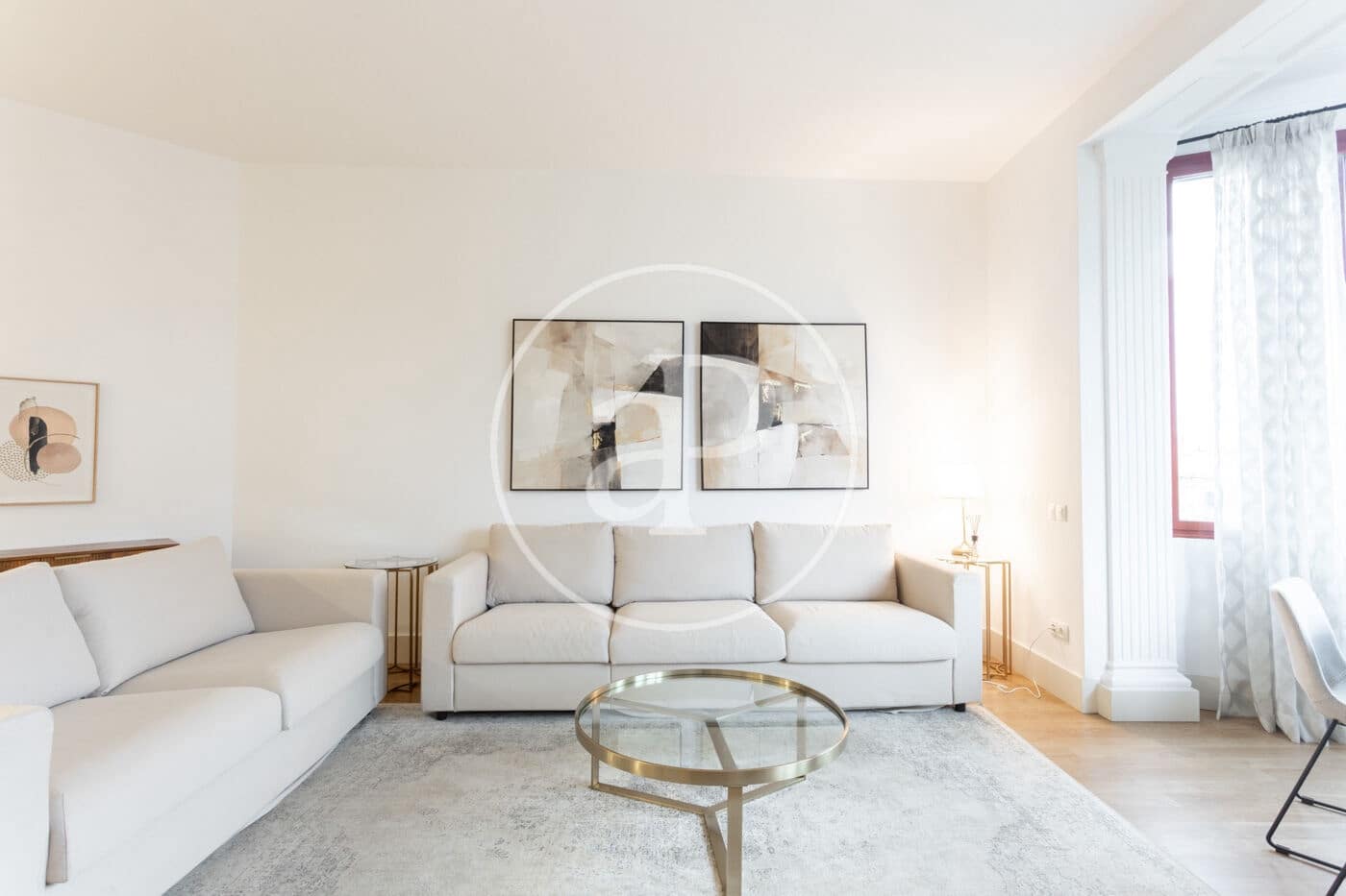 2 soverom Leilighet til leie i Barcelona by - € 2 500 (Ref: 9215390)