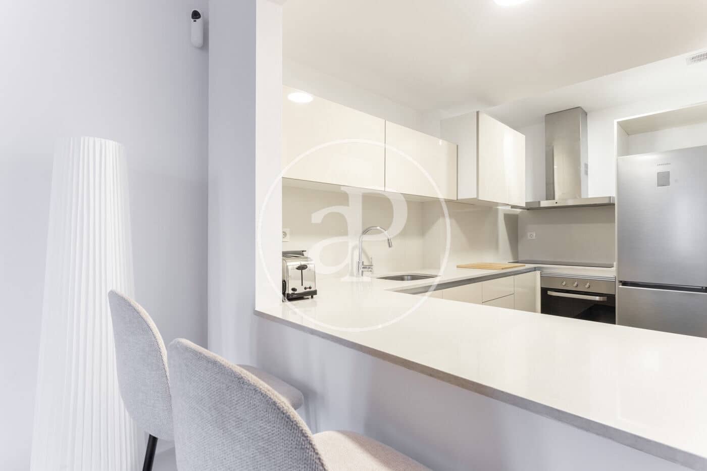 2 soverom Leilighet til leie i Barcelona by - € 2 500 (Ref: 9215390)