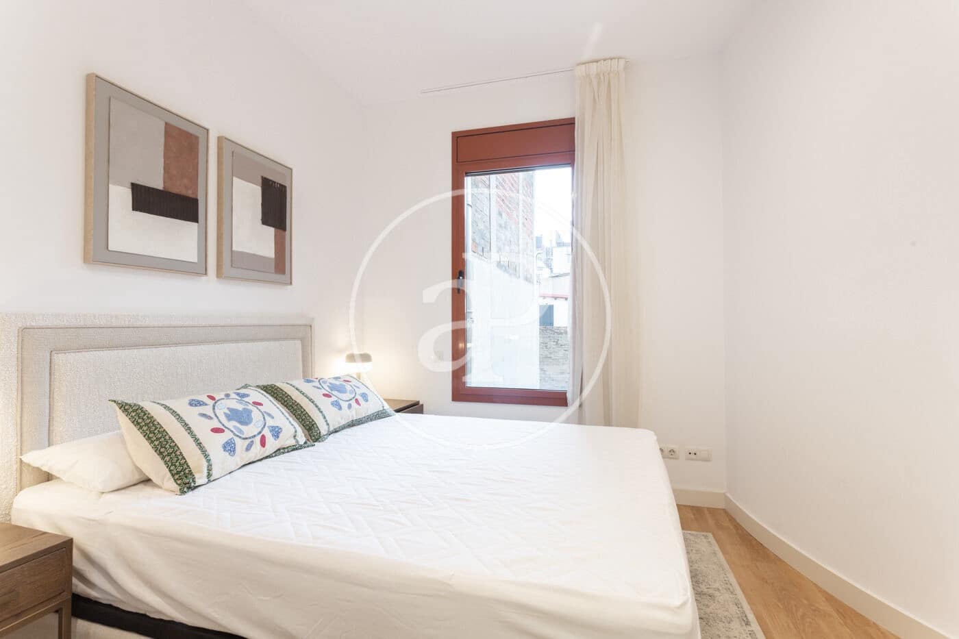 2 soverom Leilighet til leie i Barcelona by - € 2 500 (Ref: 9215390)