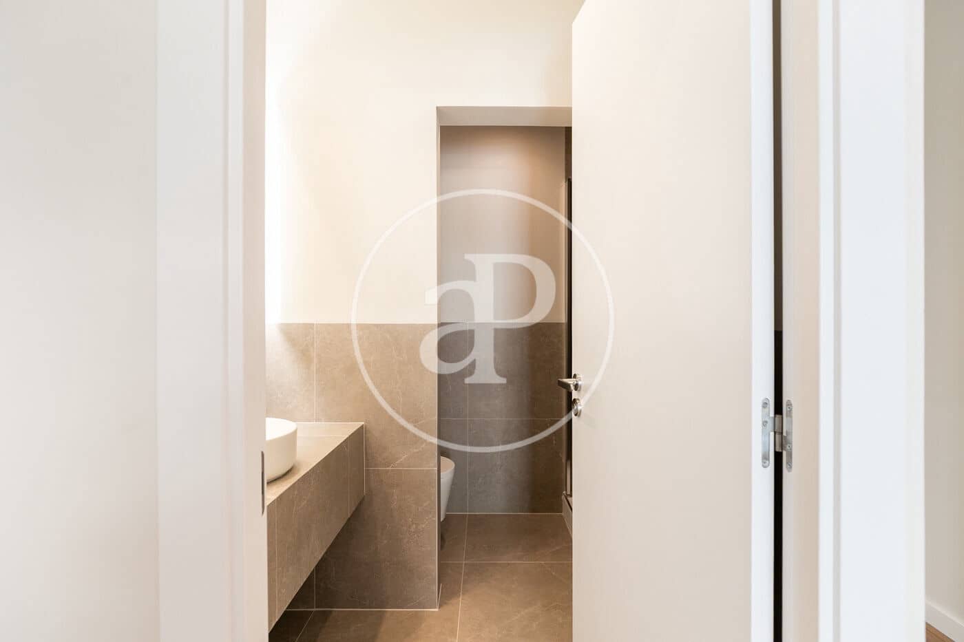 3 soveværelse Lejlighed til salg i Barcelona by - € 669.000 (Ref: 9217727)