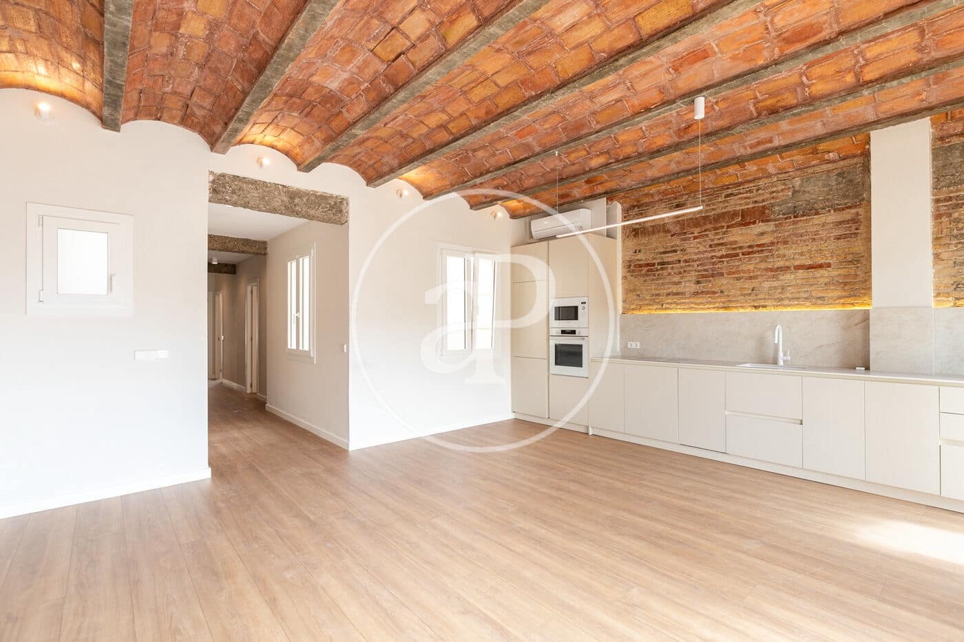 3 soveværelse Lejlighed til salg i Barcelona by - € 669.000 (Ref: 9217727)