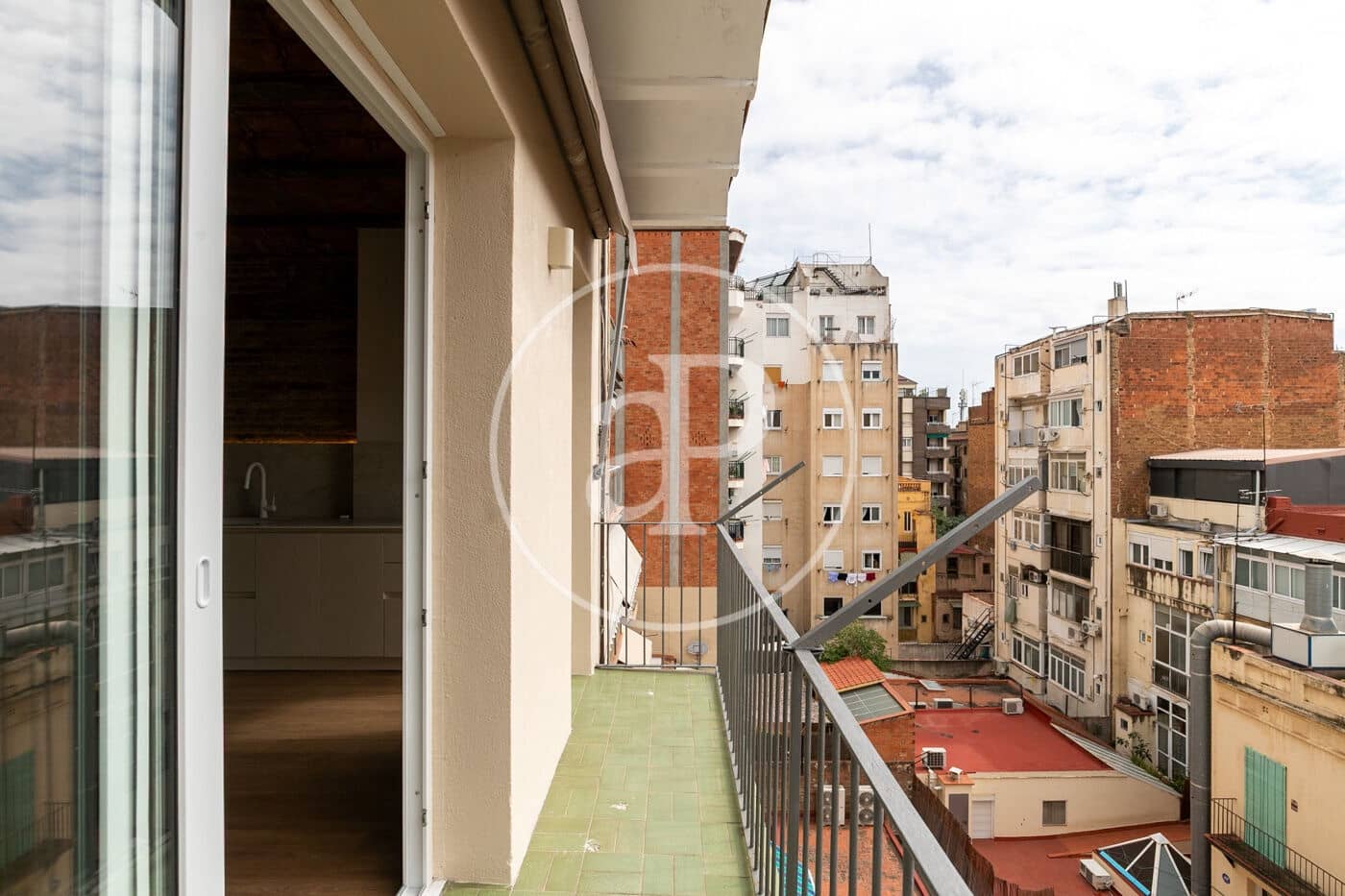 3 soveværelse Lejlighed til salg i Barcelona by - € 669.000 (Ref: 9217727)