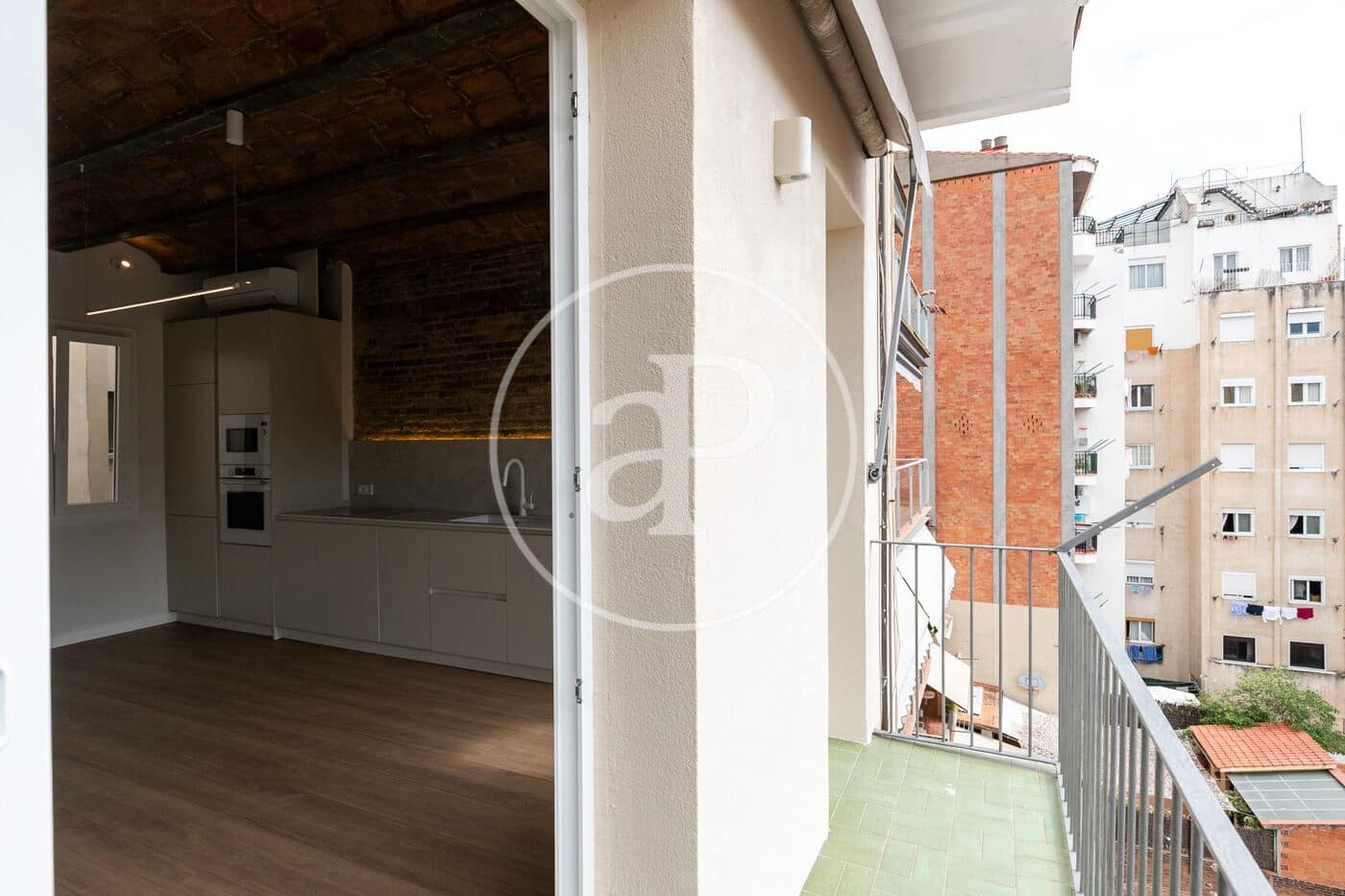 3 soveværelse Lejlighed til salg i Barcelona by - € 669.000 (Ref: 9217727)