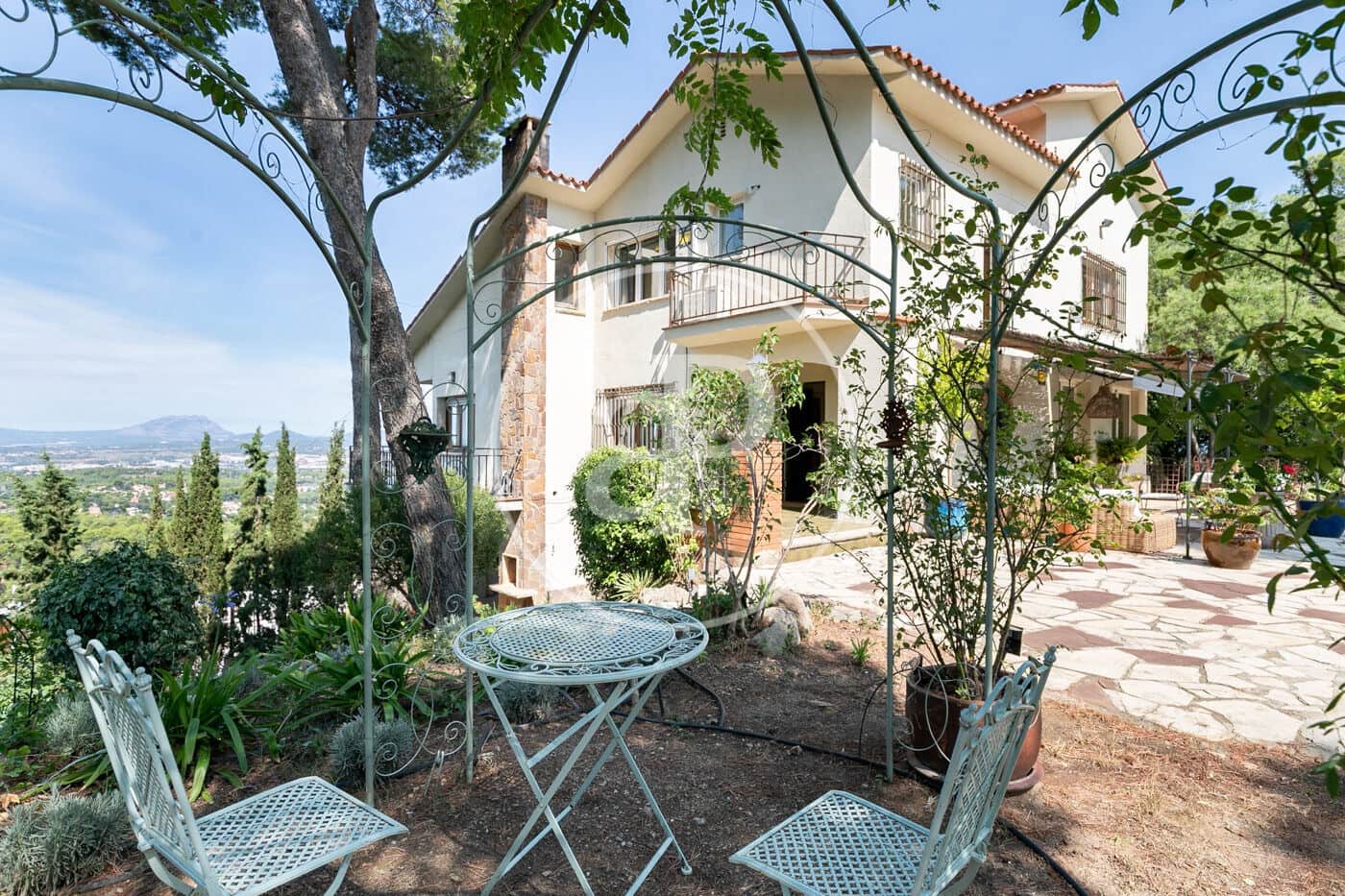 6 soveværelse Villa til salg i La Floresta - € 1.490.000 (Ref: 9217731)